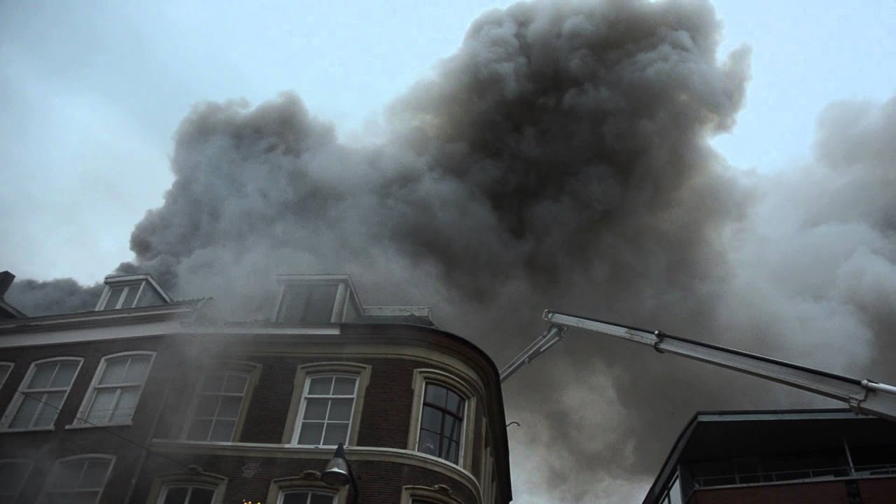 Zeer grote brand (Grip 2) op de Kelders in Leeuwarden