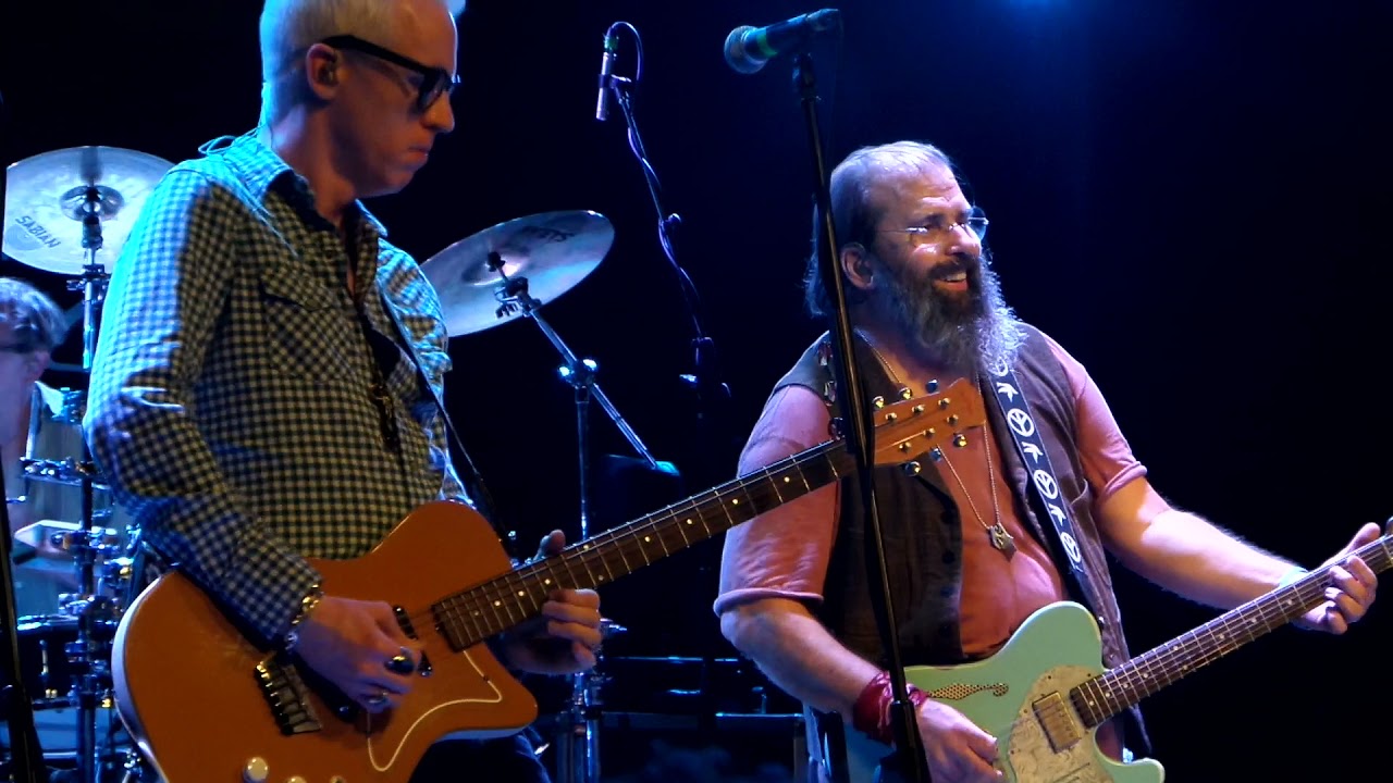 Steve Earle  - Go Go Boots Are Back LIVE 2015
