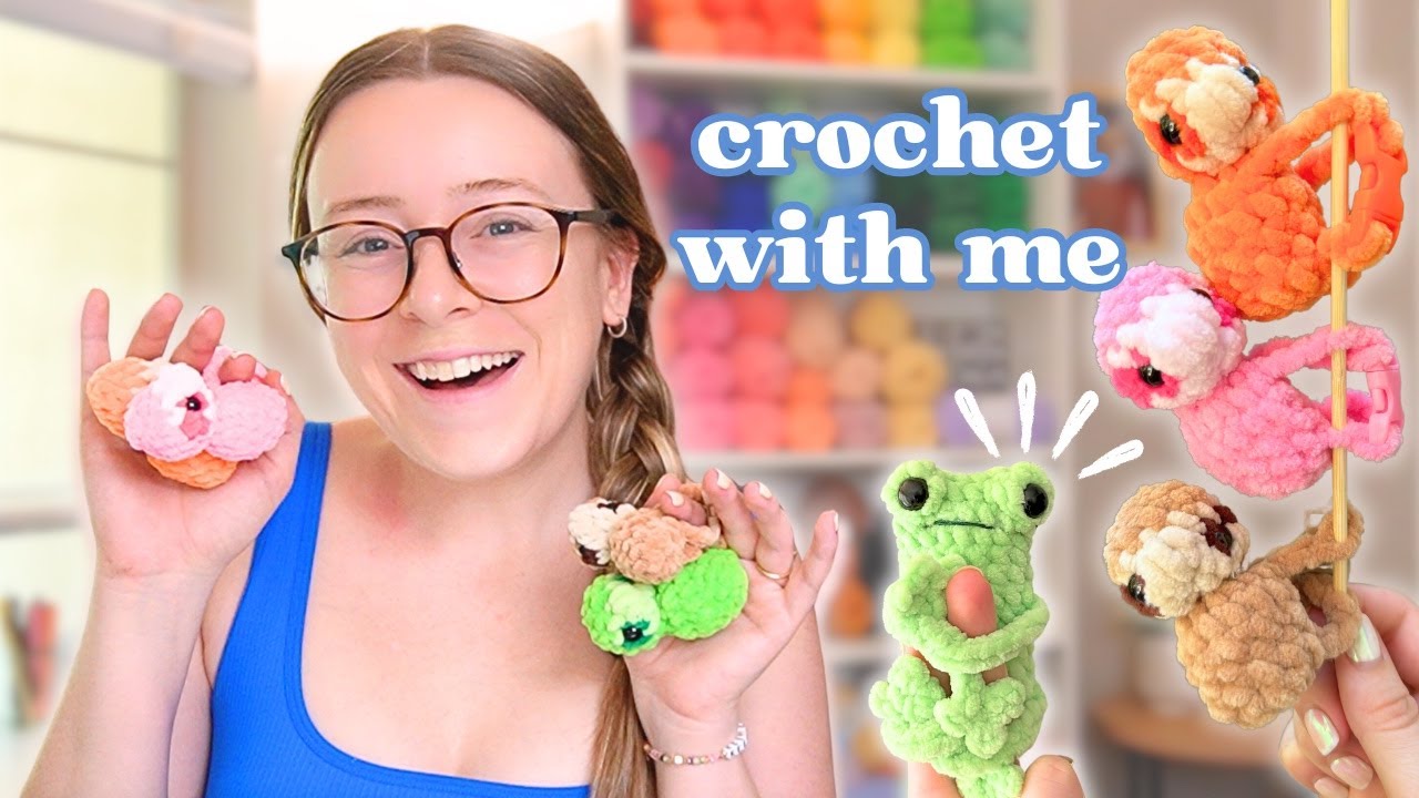 VLOG: Разработка БЕСПЛАТНОЙ выкройки + создание множества брелоков! | Chatty Crochet Vlog 🦥 ✨