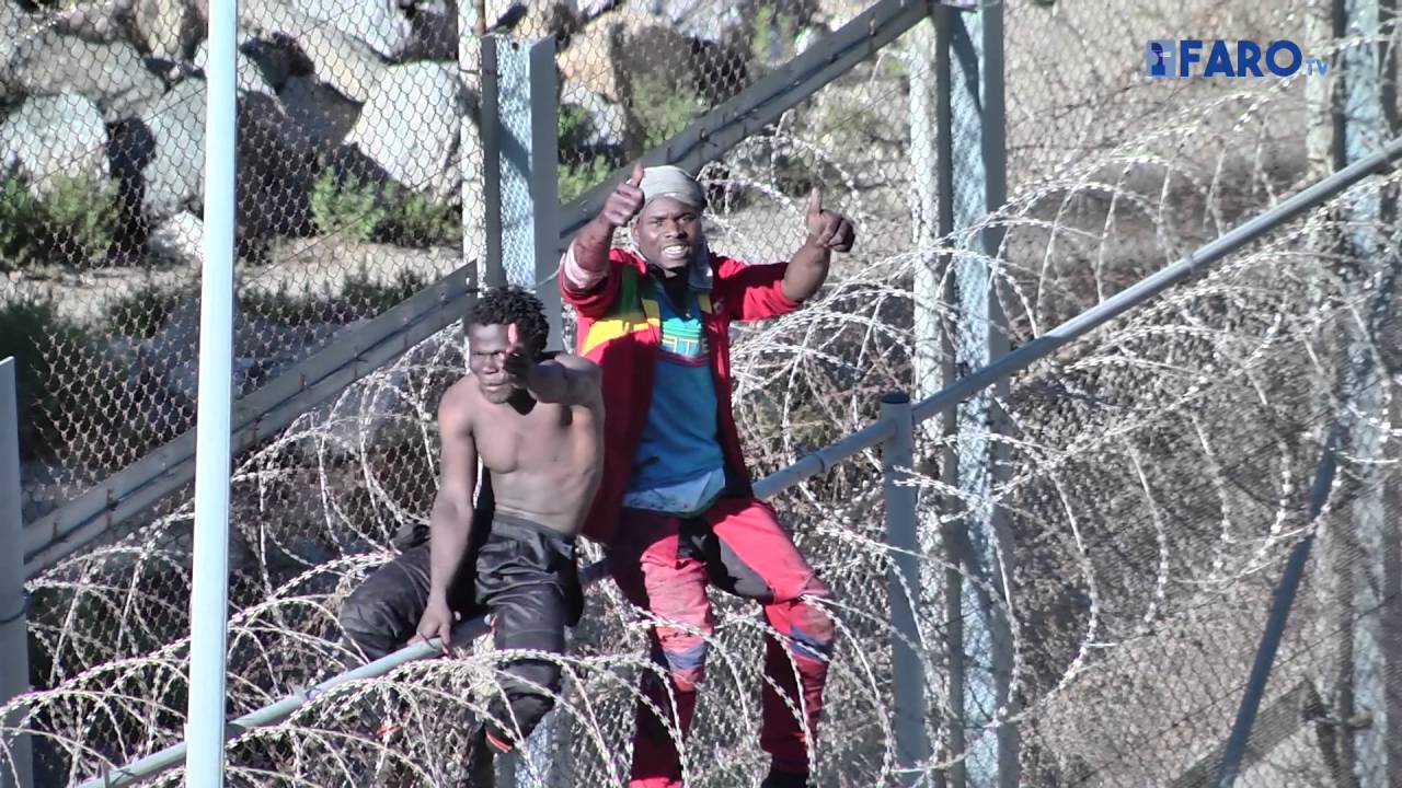 Intento de salto masivo a la valla de Ceuta
