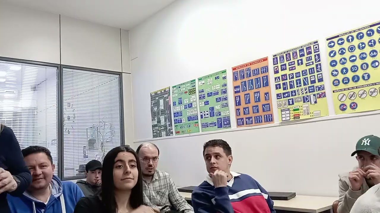 Clase teórica autoescuela Marcelo Usera 25 febrero 2026