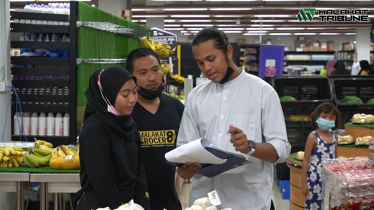 REMAJA 17 TAHUN BOSS MALAKAT MALL MASJID TANAH!