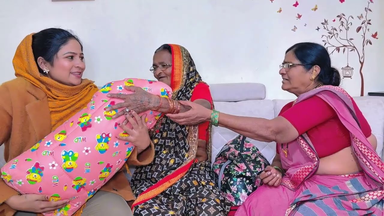 विहीणबाई ने आणले बाळासाठी मोठ गिफ्ट सासू बघून येड्या झाल्या | 