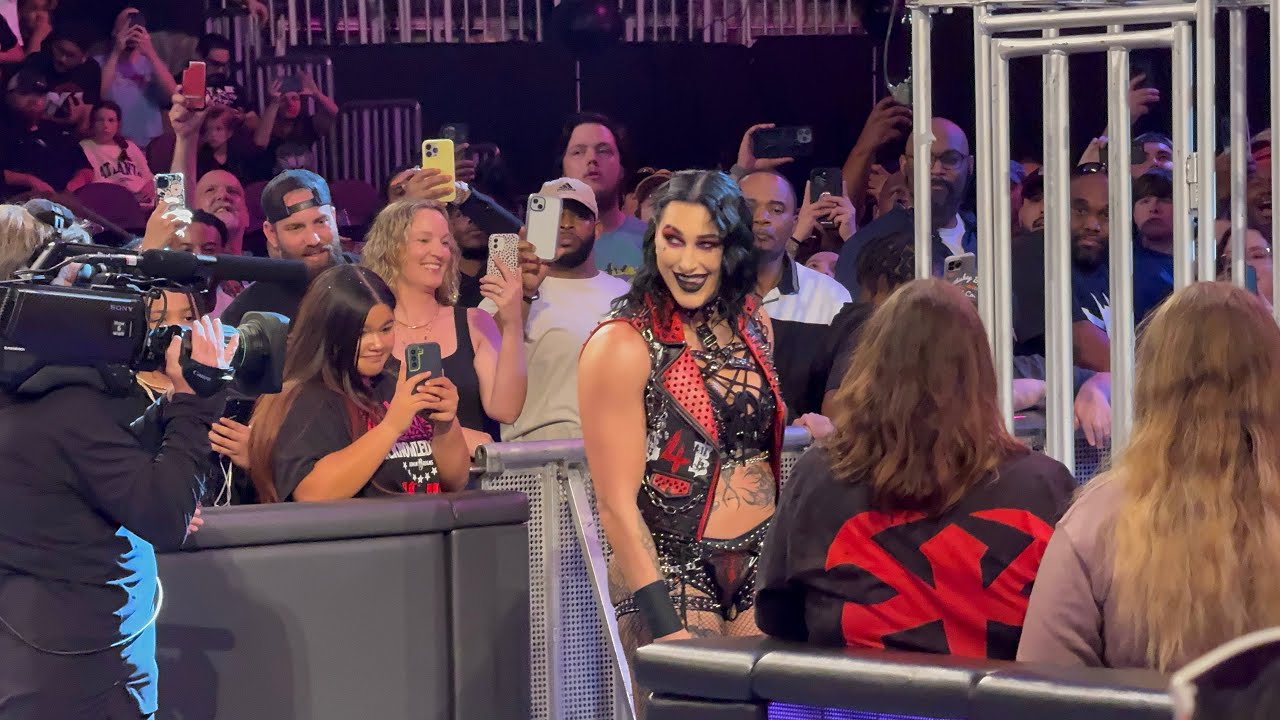 LIV MORGAN & RHEA RIPLEY ENTRANCES @ WWE BAD BLOOD 🩸(4K)