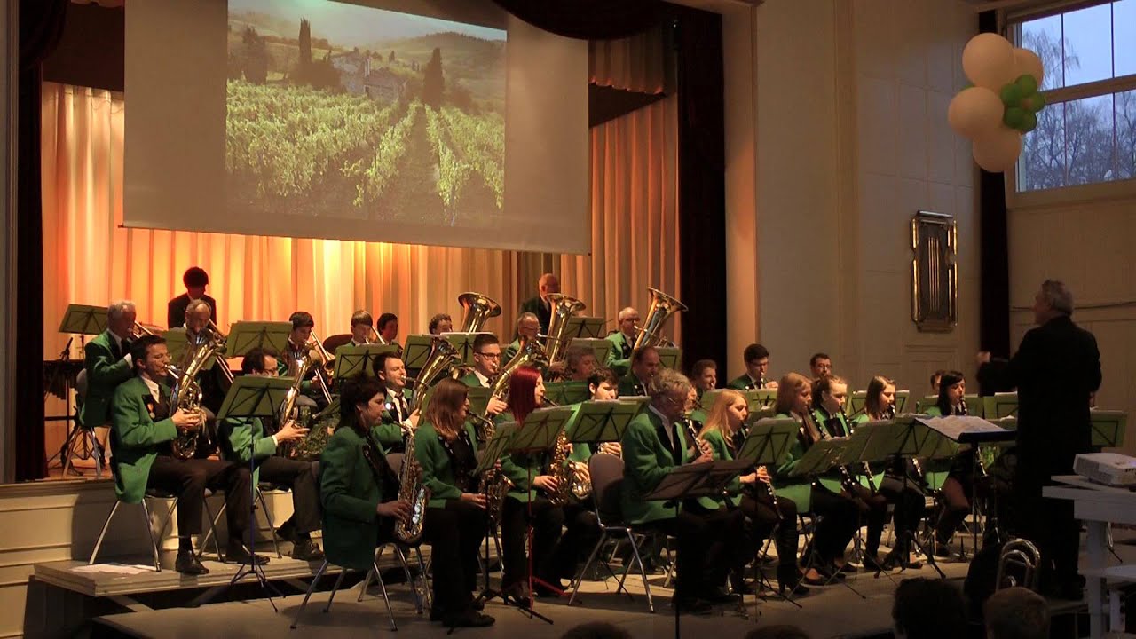 (03) Im sonnigen Süden (Jahreskonzert 2013) (links)