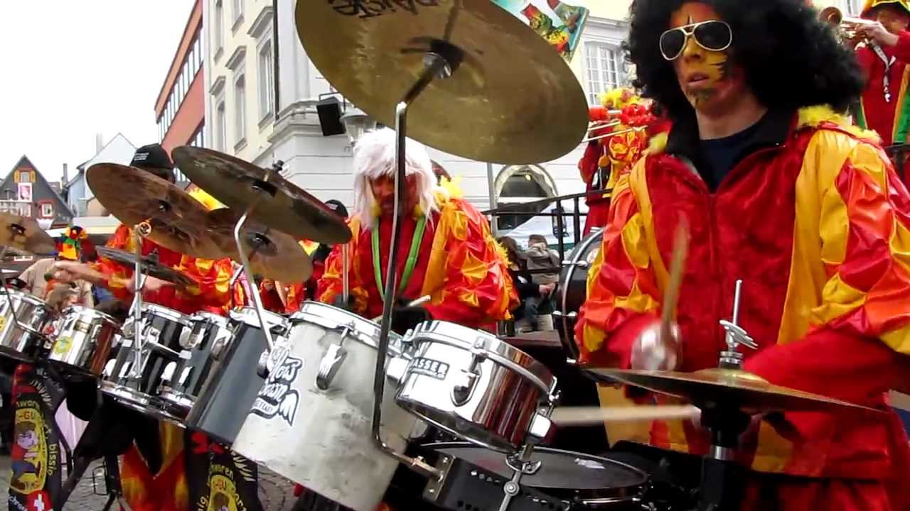 Offenburg Narrenumzug 2011 Guggenmusik (Verdammt ich liebe dich)