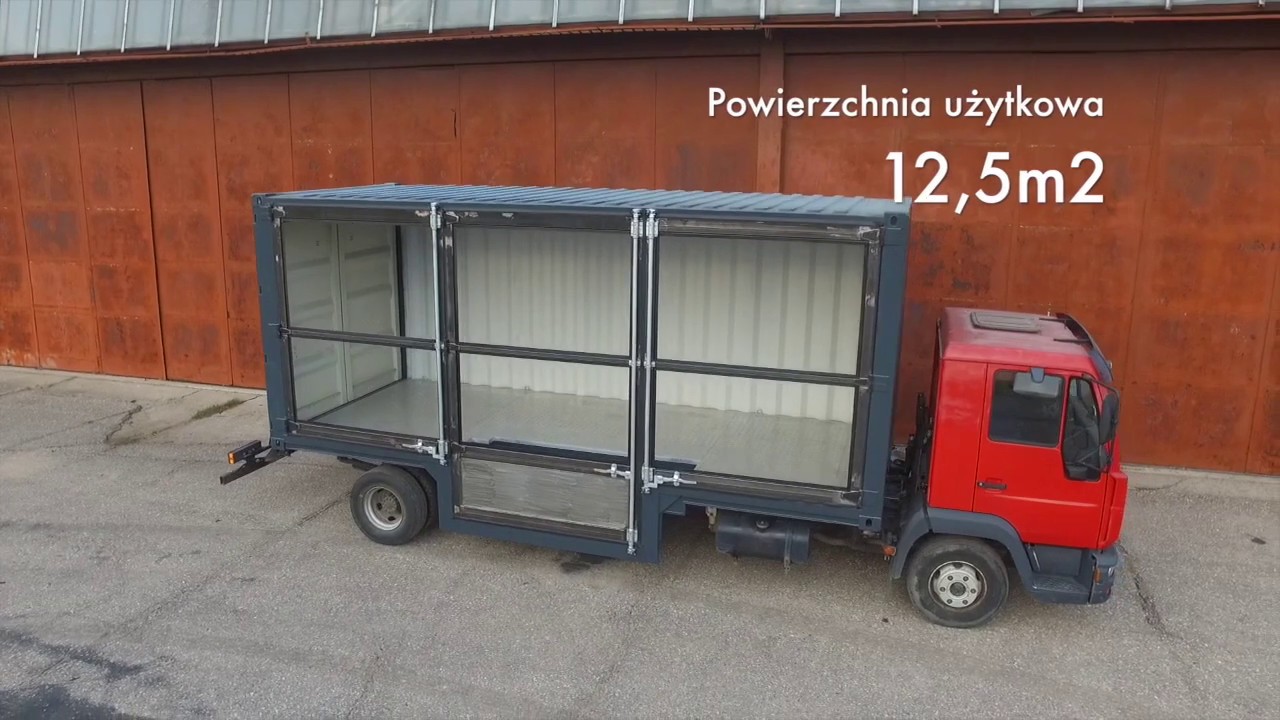 M-plus Paweł Makowski adaptacja kontenerów morskich - mobilny obiekt gastronomiczny, pizzeria.