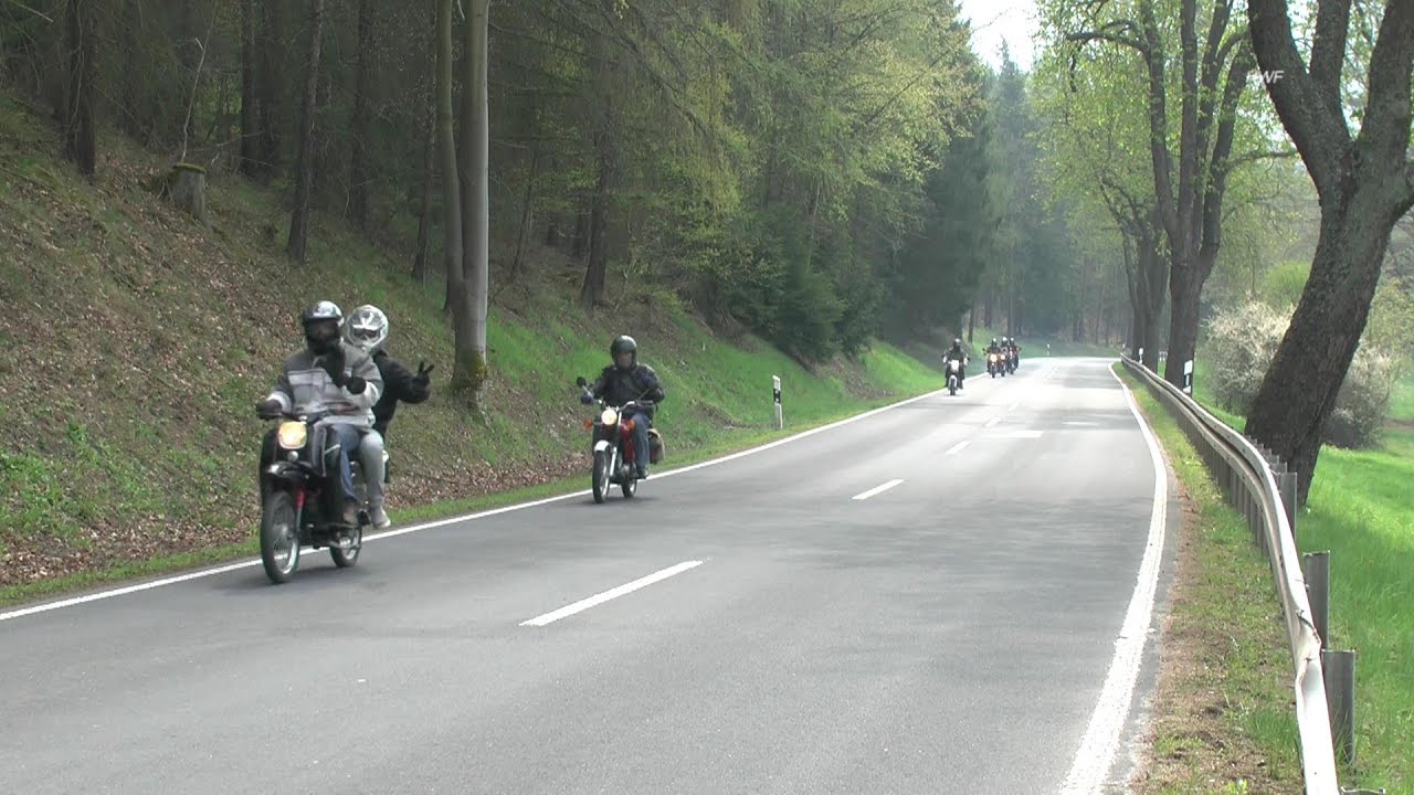 16.Oldtimertreffen 2016 - Sitzendorf/Thür. - Die Ausfahrt