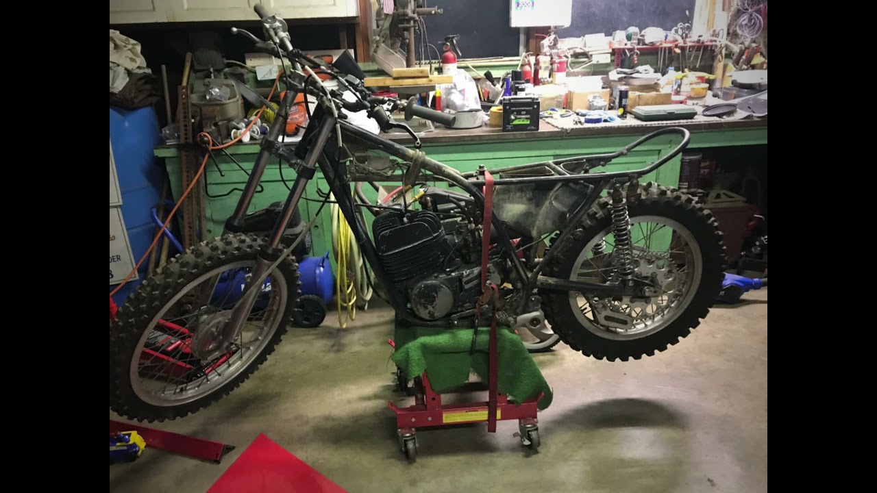 1973 MX 250 makeover vintage Yamaha Motorcycle diy restoration #makadvr530