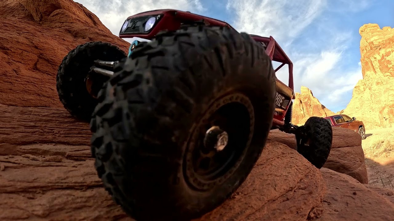 RC Trail Run,slick rock dome trail, Moab Utah, Axial Capra, Axial SCX10