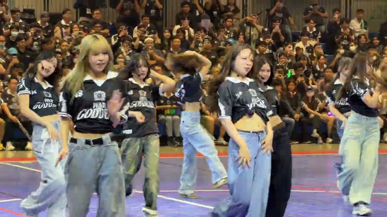 [🏟️💥] Team Artemis Show (Overall fancam) - BNK48 & CGM48 Sports Day 2026 @ FASHION ISLAND 20260215