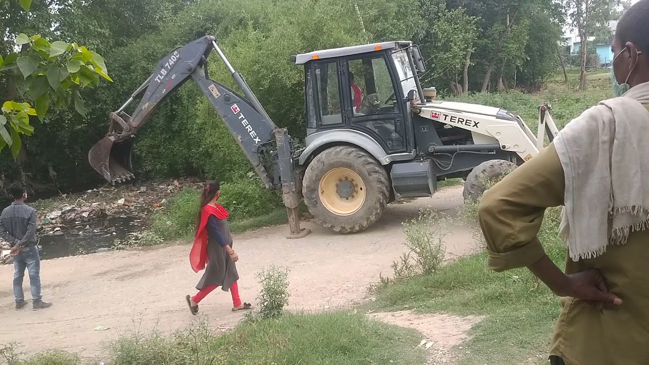 JCB TEREX  4x4 Working To My Village l