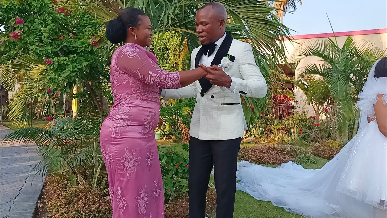 HII NDIO SIRI KUBWA ALIYONAYO- SIFAELI MWABUKA-sikiliza mpaka mwisho: