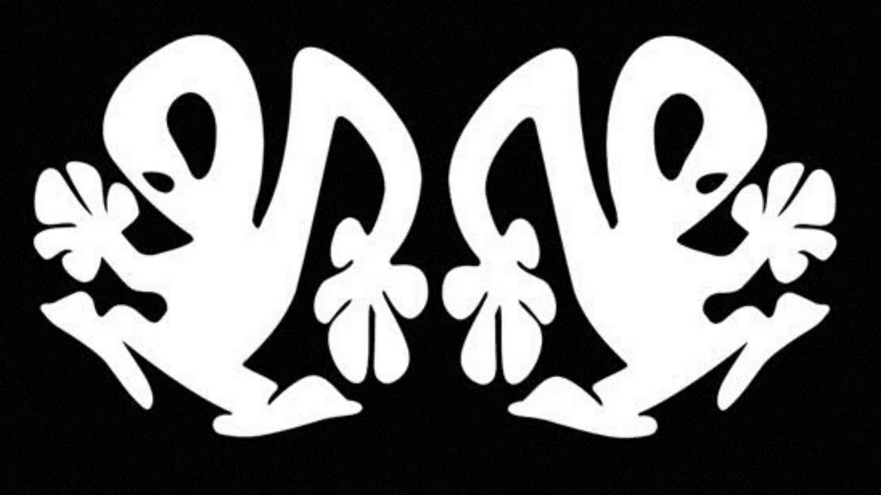 Sheets 'N' Blankets (Crazy Sheet Soul Center Variation) - Plastikman