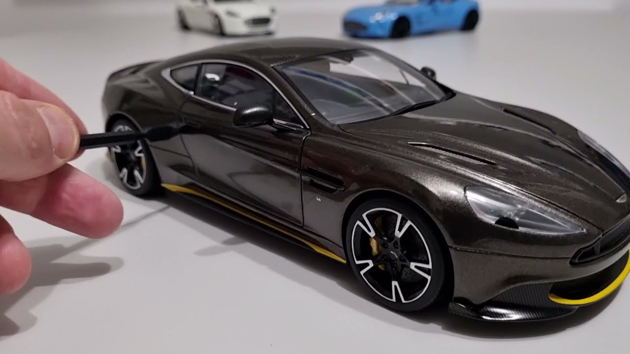 MINI  1/18 ASTON MARTIN VANQUISH S(AUTOART)-UNBOXING