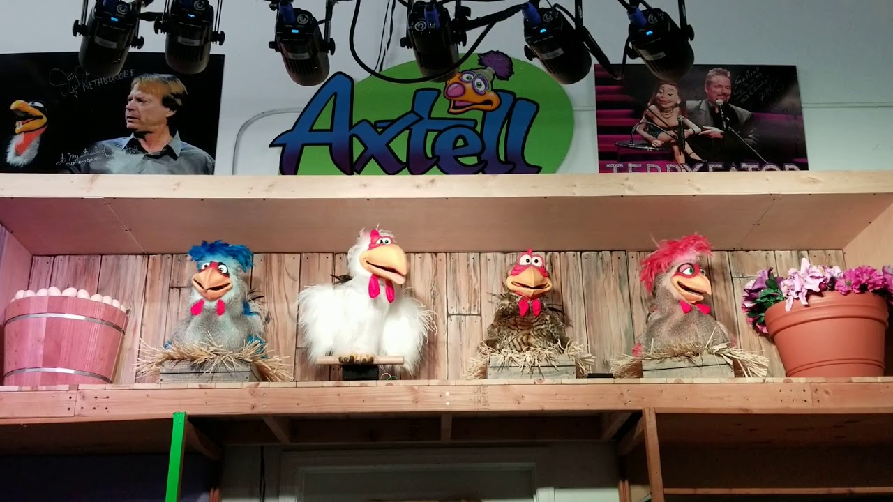 ANIMATRONIC CHICKENS - Bohemian Rhapsody