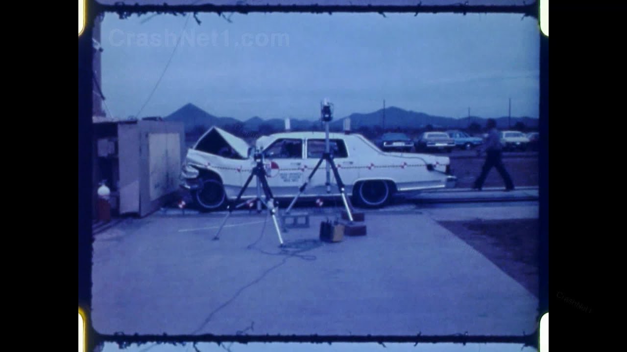 1979 Lincoln Continental Sedan | Frontal Crash Test by NHTSA | CrashNet1
