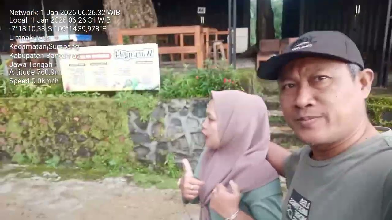 Hutan pinus Limpakuwus Banyumas 