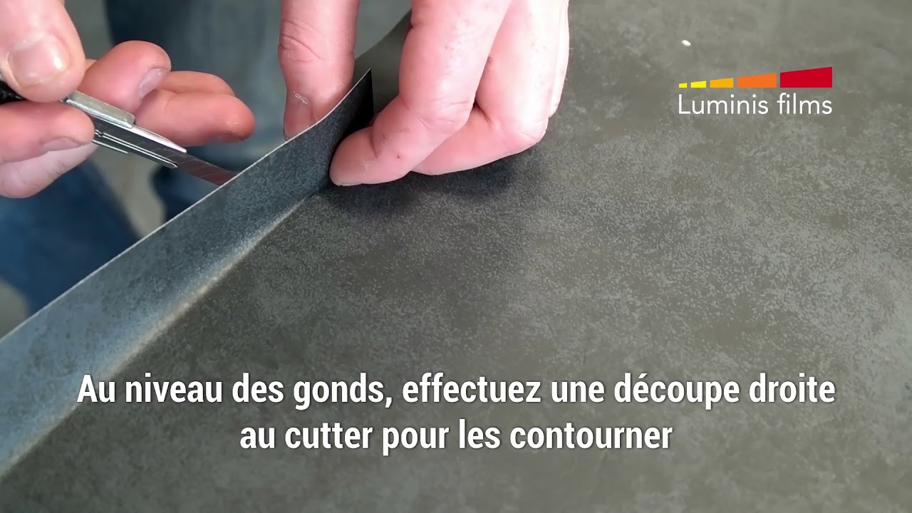 Comment poser du revêtement décoratif Luminis Films sur une porte ?