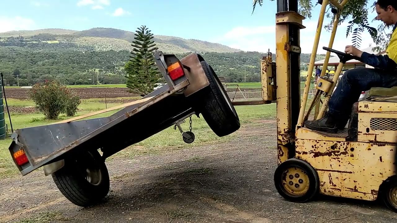 Box trailer reboot. Mistakes were made