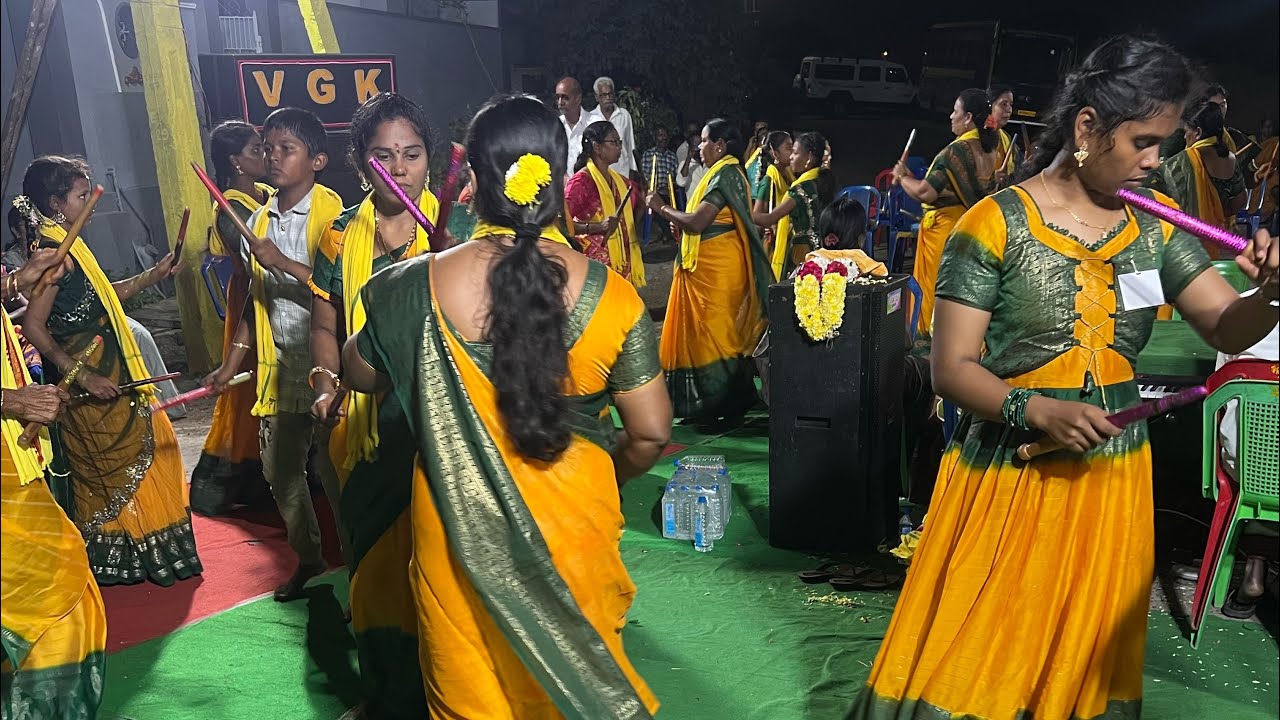 తక్కెళ్ళపాడు లో కావూరు బృందం తో జెట్టి పద్మ చౌదరి కోలాటం #9390886369 