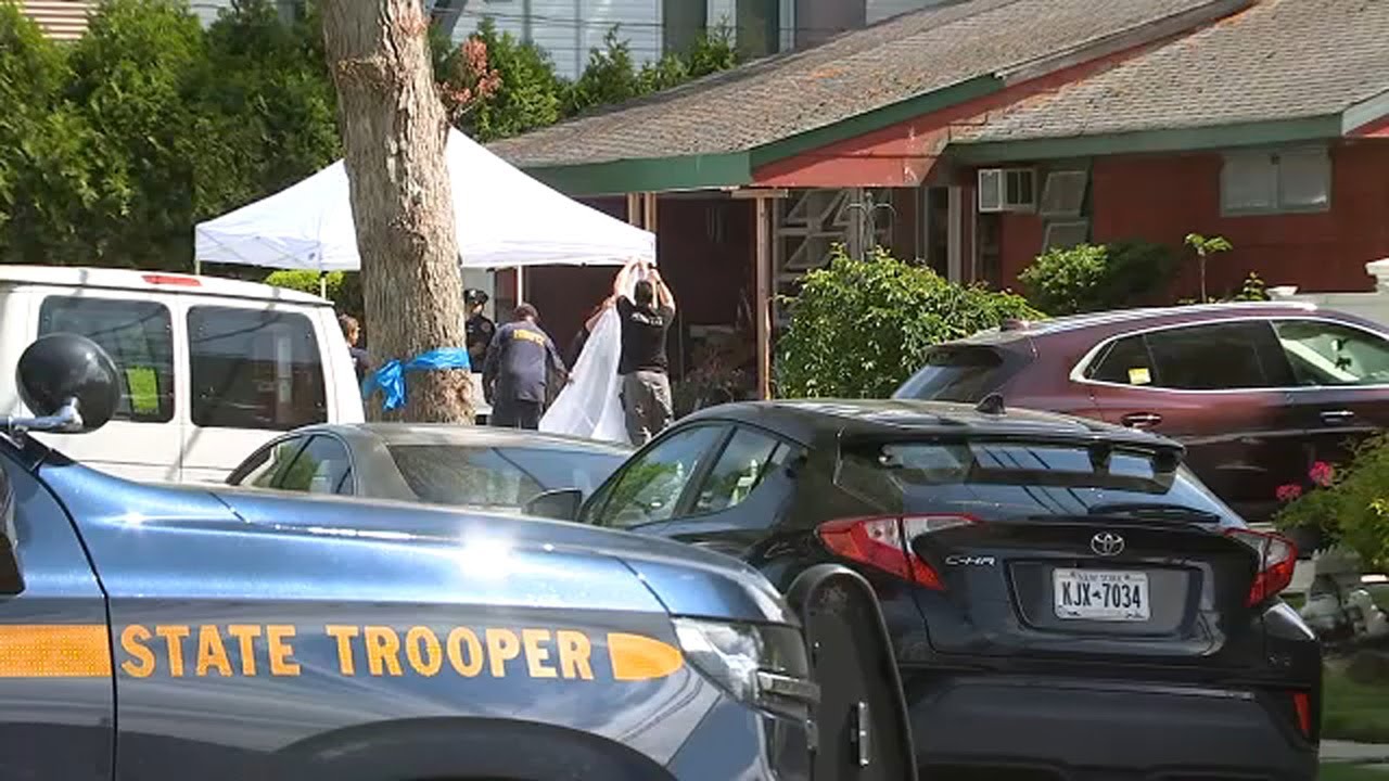 Gilgo Beach investigators return to suspect Rex Heuermann's home