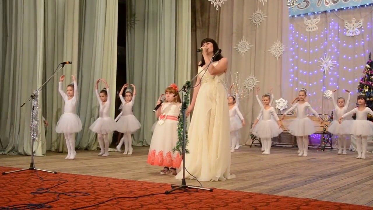 Нічка  Новорічка - Дедкова Галина з донечкою Дашенькою