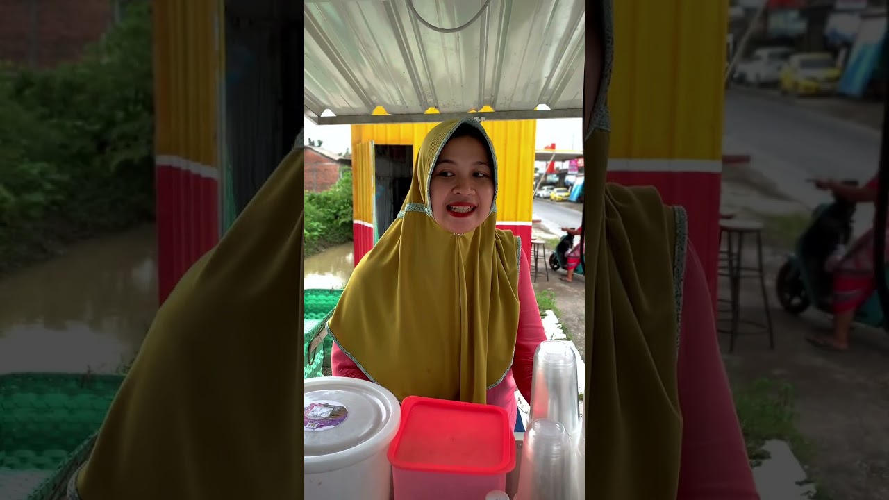 GAK SUKA MELIHAT ORANG BAHAGIA 