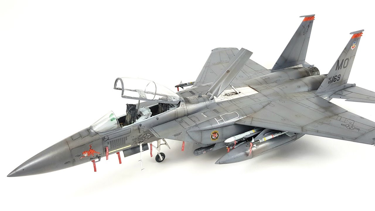 F-15E Strike Eagle Revell 1/48 model aircraft