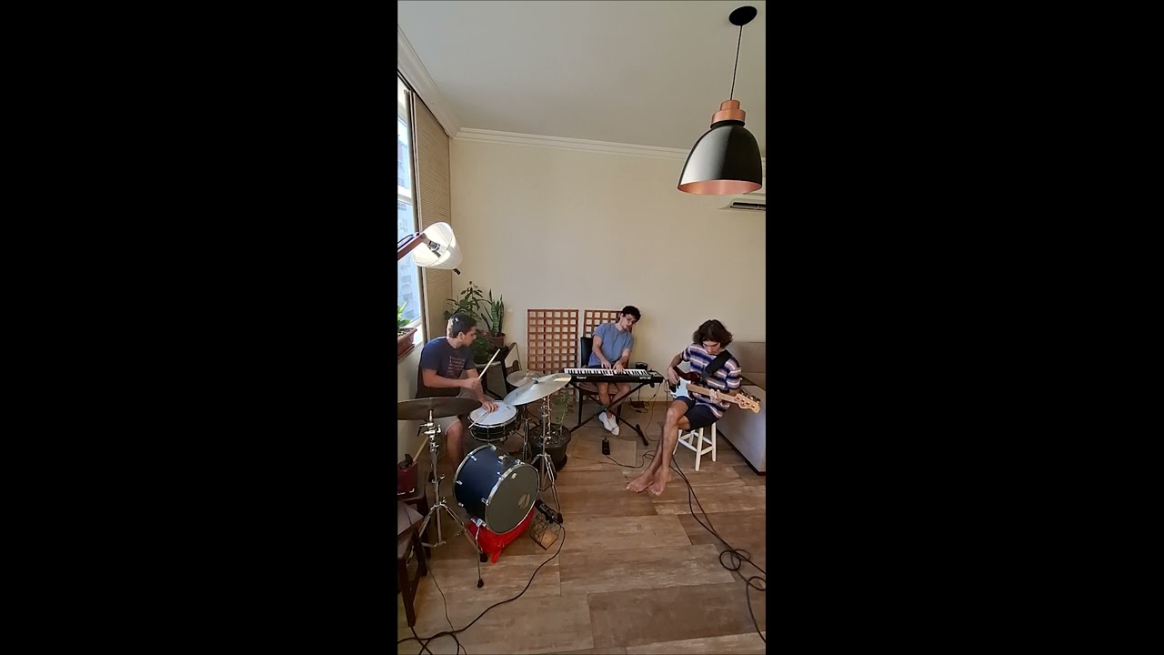 Trio Brumado - On Green Dolphin Street