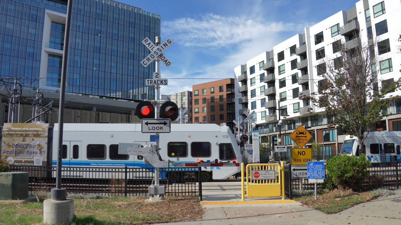 Bascom Station West Pedestrian Crossing *New Signals* | VTA Light Rail Trains, San Jose CA