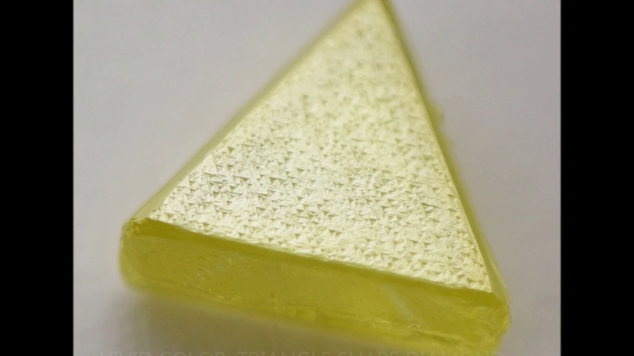 Natural History of Rough Diamonds:  Courtesy QualityDiam bvba, Antewerp. Belgium.