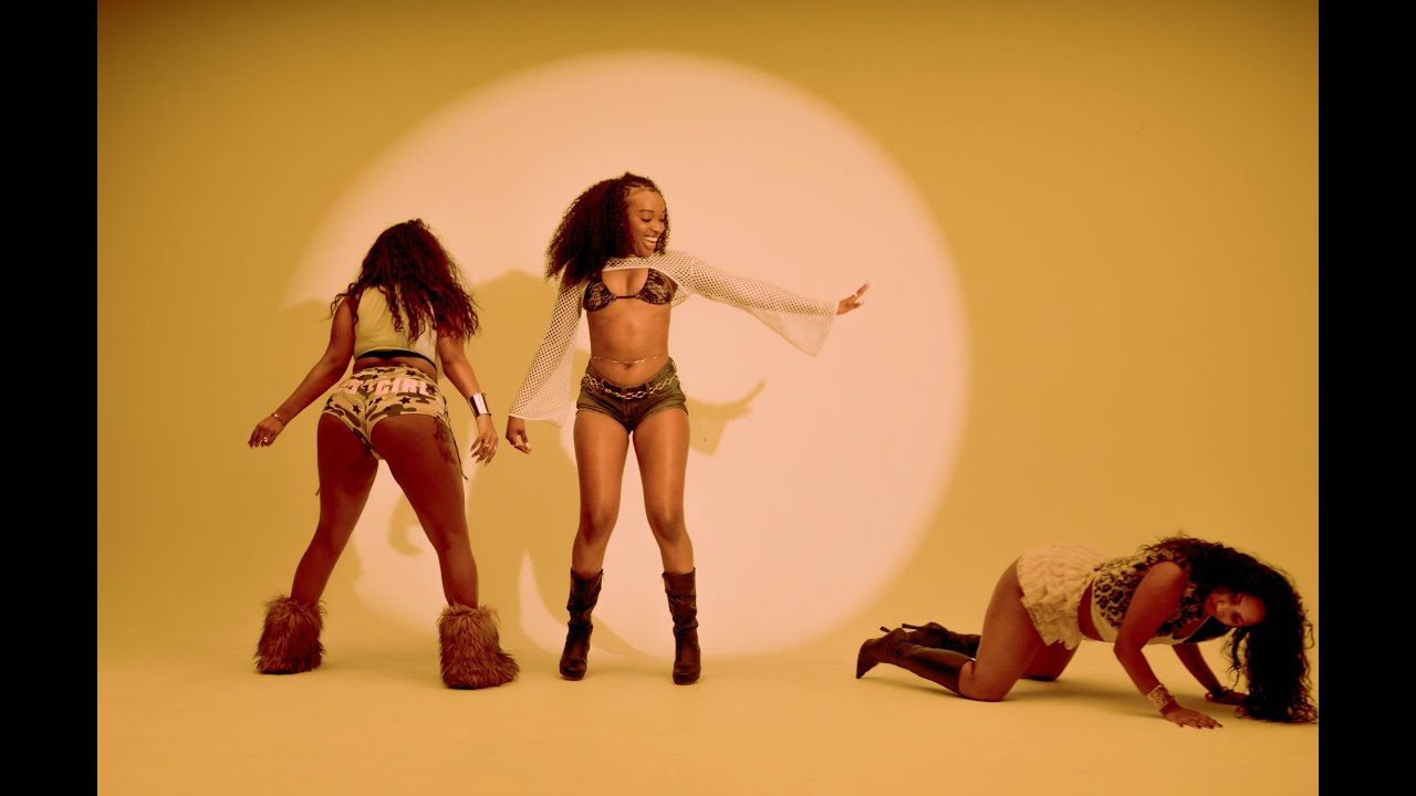 MIKE AKOX - TOMA SONG (OFFICIAL VIDEO)
