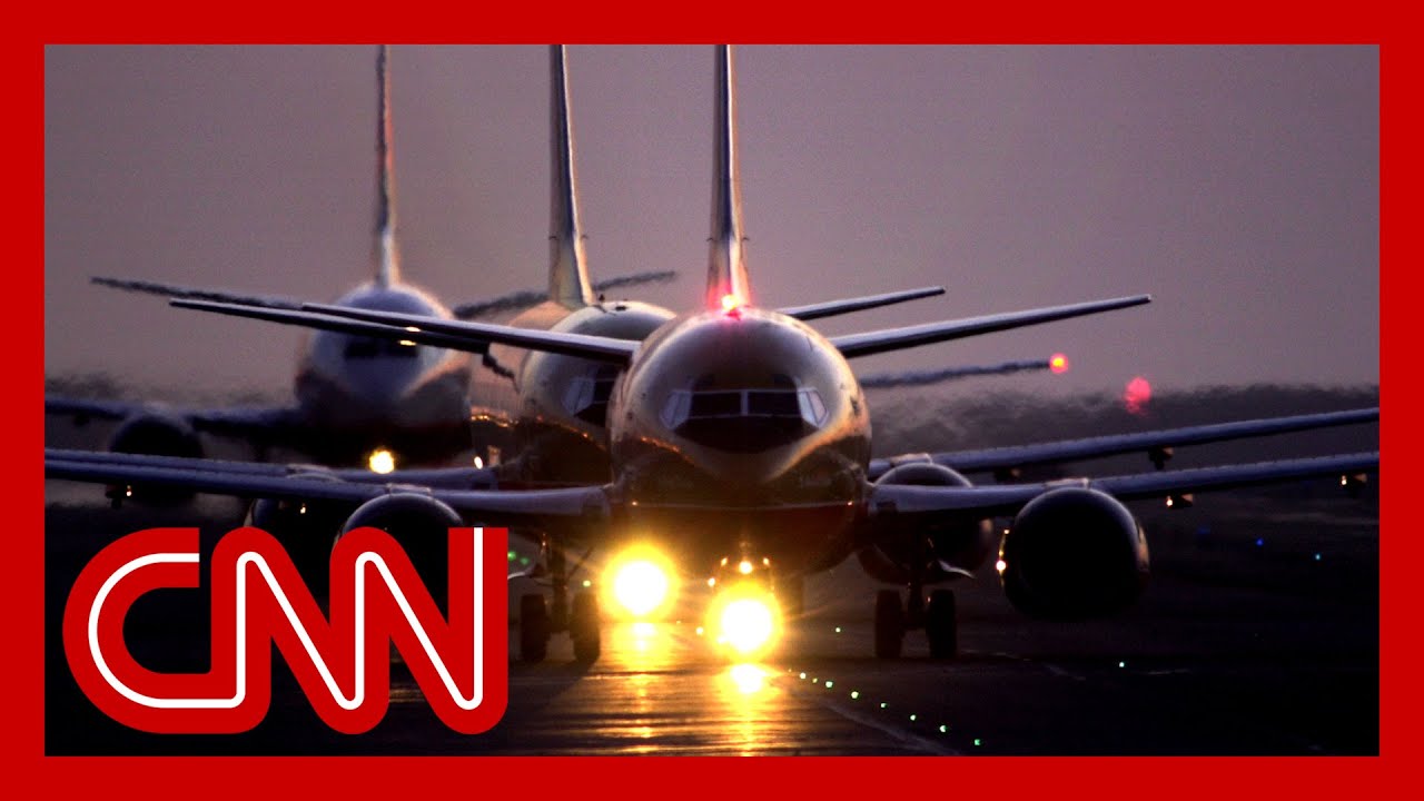 FAA will reduce air traffic if shutdown doesn&rsquo;t end by Friday