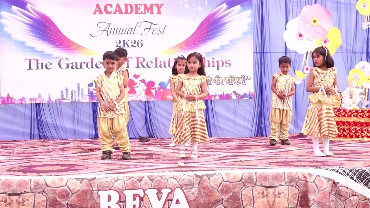 Annual Fest 😀 2k25-26 😍 The garden of relationships 🥰 R.I.A.Barwani 😍 performance of class- LKG