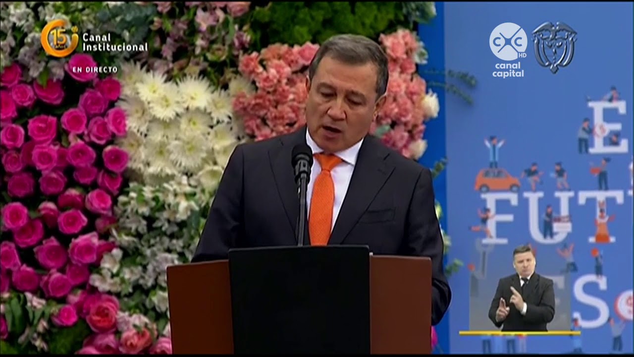 Así fue la ovación a Uribe en plena posesión de Duque