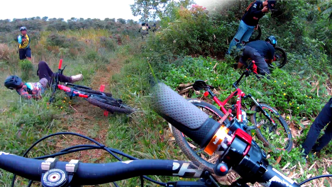 Full!! Trek Cisantri Finish Purabaya Sagaranten