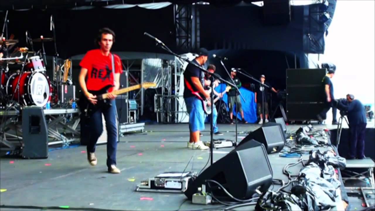 Raimundos - Rebelde Sem Causa (Clipe Oficial)
