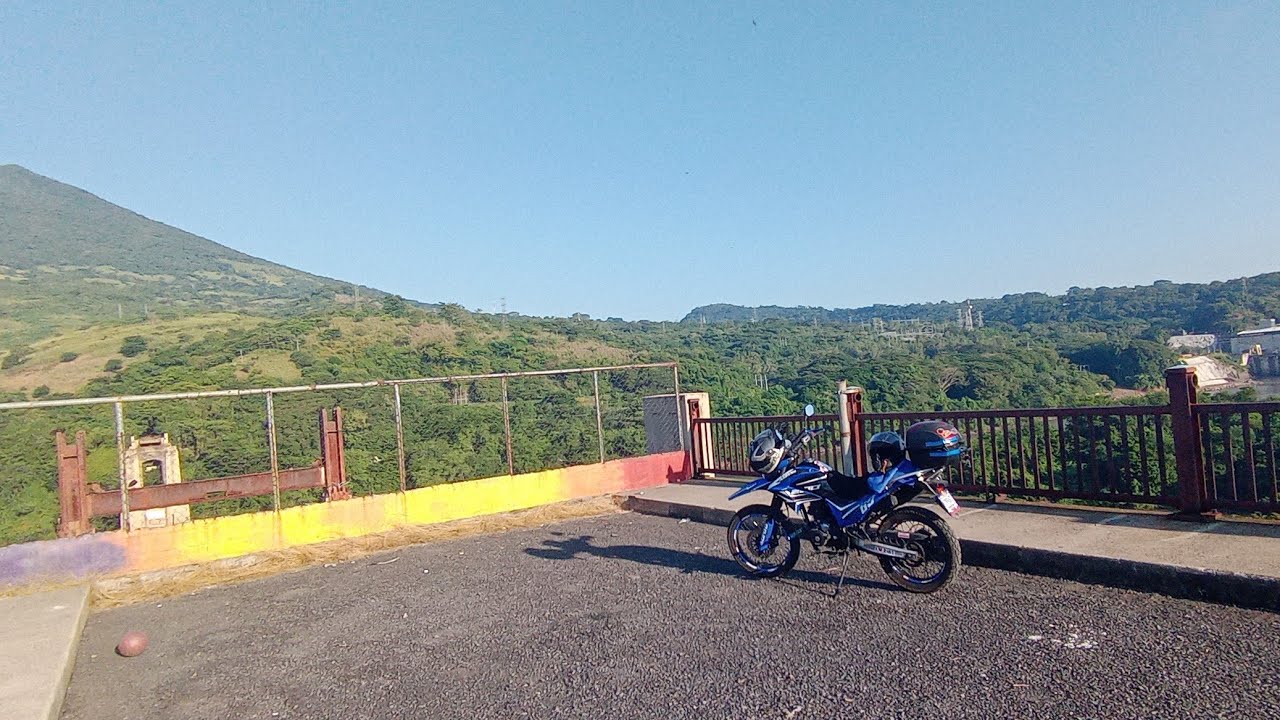 Restos del puente Cuscatlán.