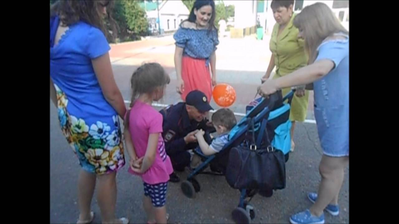 ДМБ 2016.Девушка дождалась парня. Предложение на вокзале.