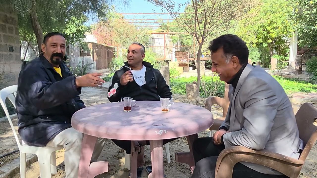 نقاش حول الكؤوس التي تهدى كتكريم للمتسابق دون انجاز 