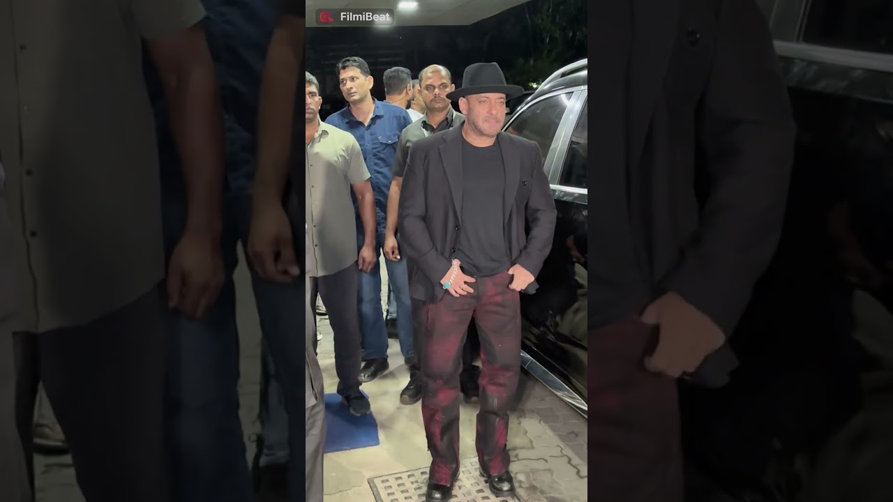 Salman Khan Spotted in a Swag Look | FilmiBeat