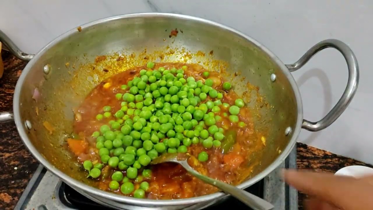 Aloo Matar Ki Sabji 😋😋#Simple Home Made Sabji#jhatpat Recipe 