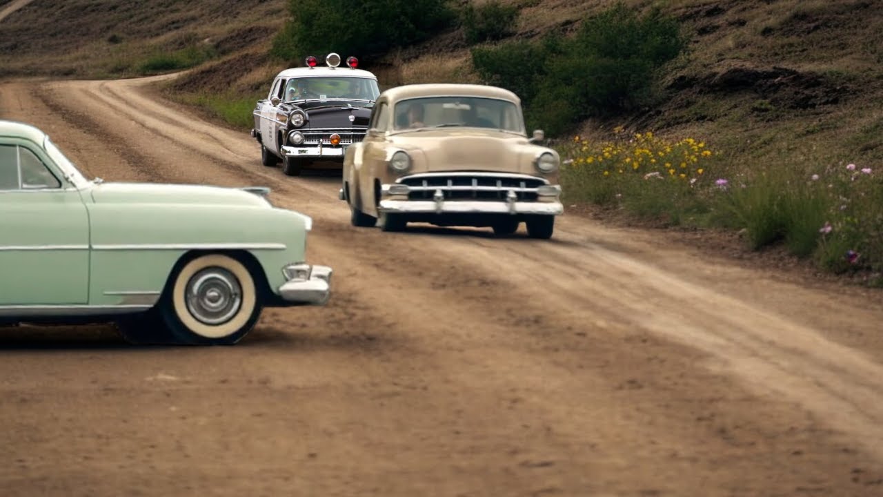 Best 50s police chase - [Cops vs 50s Chevy']