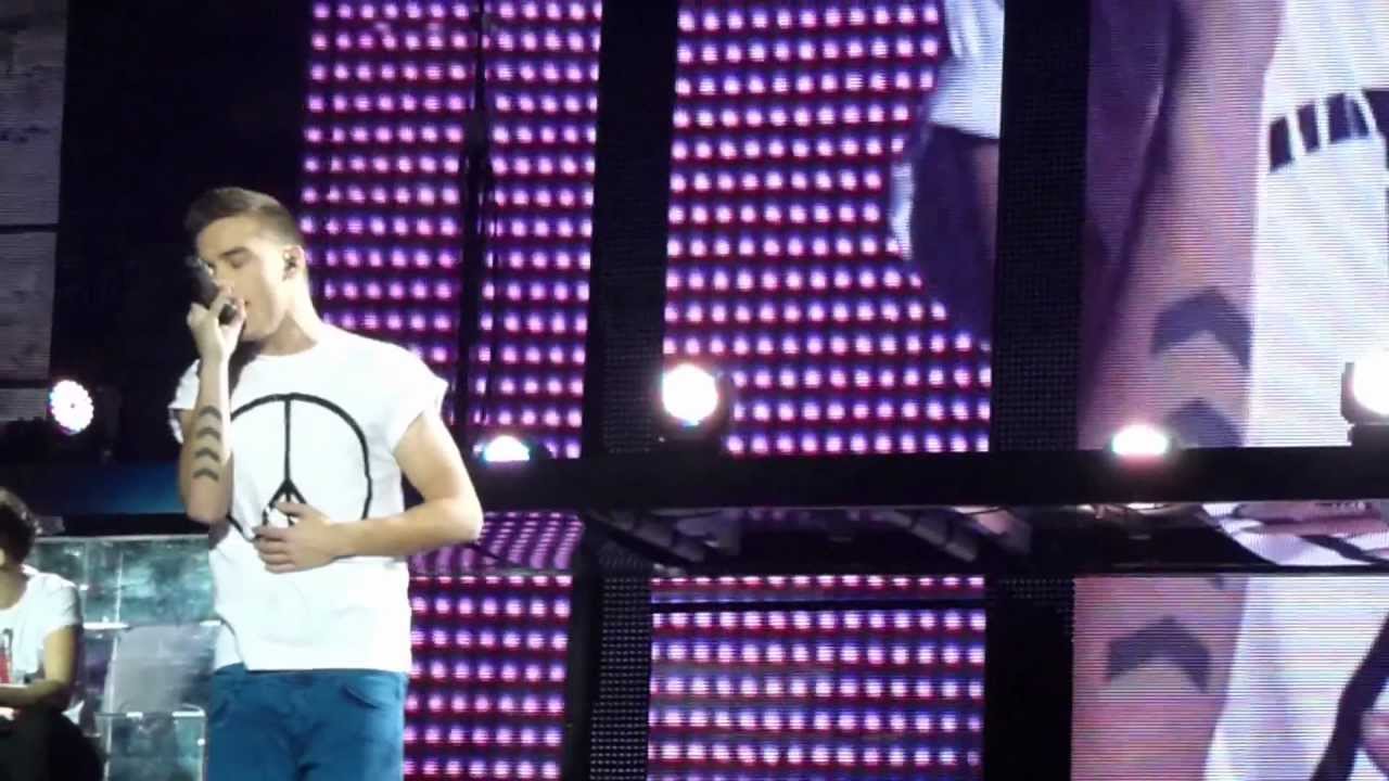One Direction TMH tour - More Than This HD O2 arena 24/02/13 Matinee