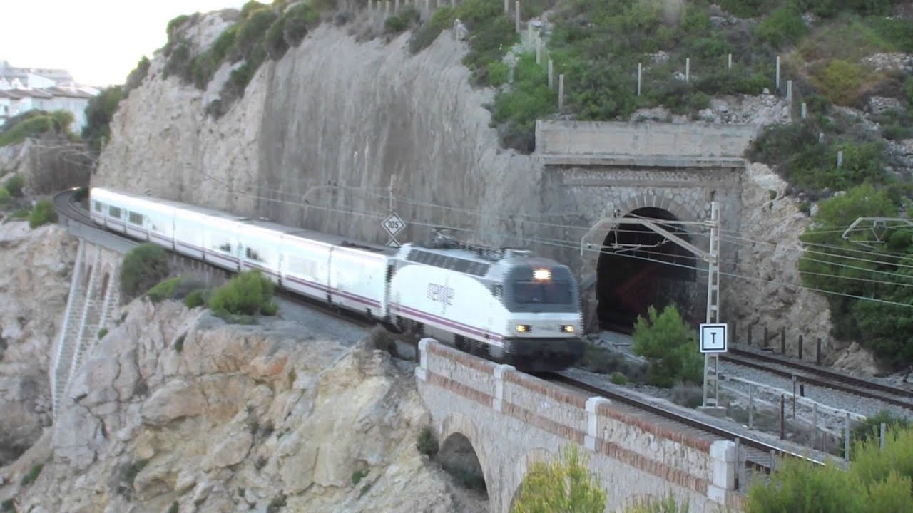 Trenes por Sitges + Catalan Talgo 2B2