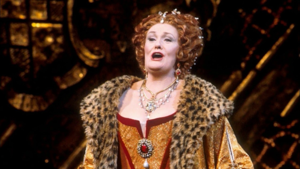 Joan Sutherland Great Singing at 60! + Huge Ovation (Lucrezia Borgia, 1989)