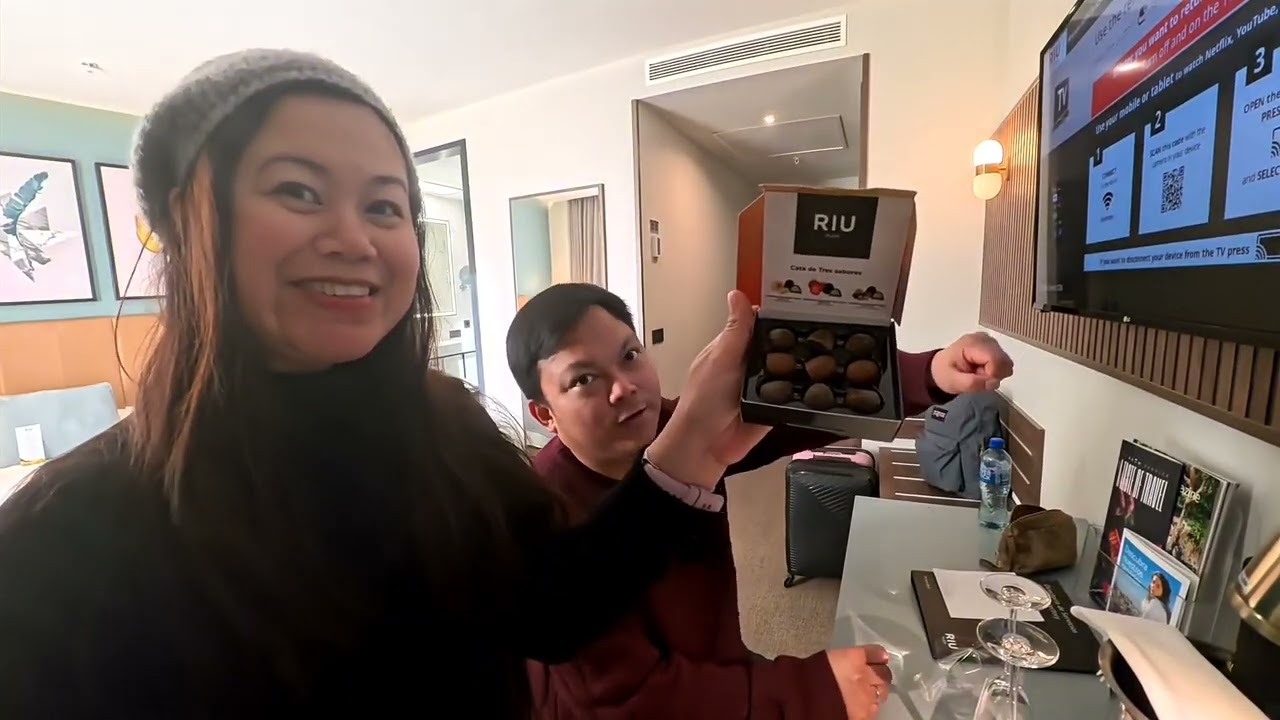 Hotel Riu Plaza Espana Room Tour