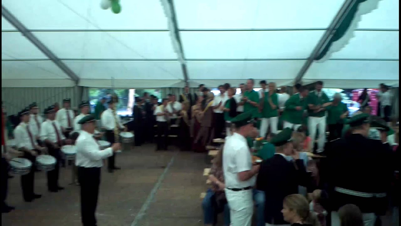 Spielmannszug Hilchenbach auf dem Schützenfest in Hilchenbach