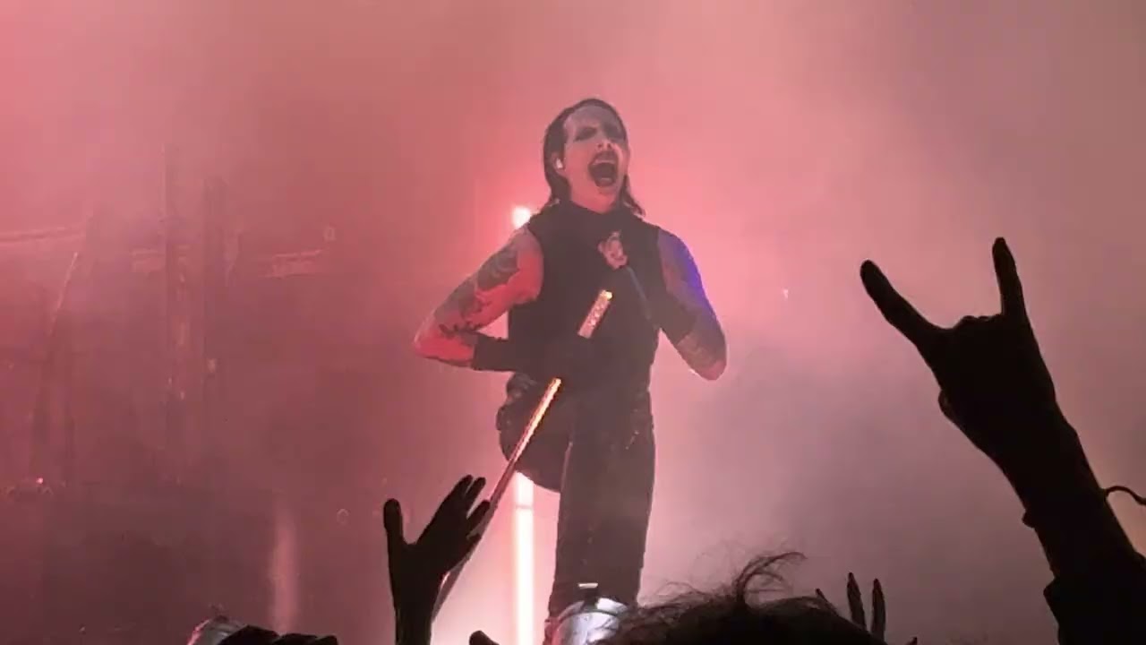 Marilyn Manson « This Is The New Shit » (live à Paris le Zénith, le 11/11/2025, OAUG Tour 2025)